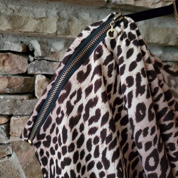 Nwot/Swool Leopard  zipper detail Dress - Picture 3 of 6